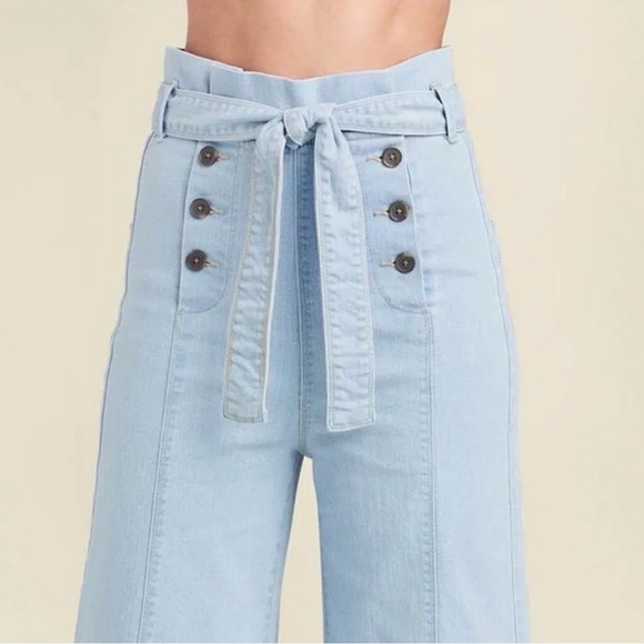 VENUS Denim - VENUS High Rise Light Blue Jeans with Tie Belt